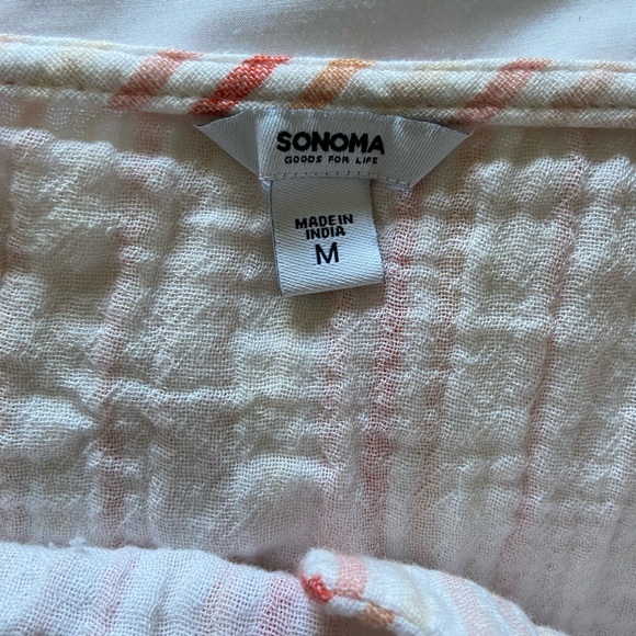 Sonoma top size Medium - Picture 5 of 6